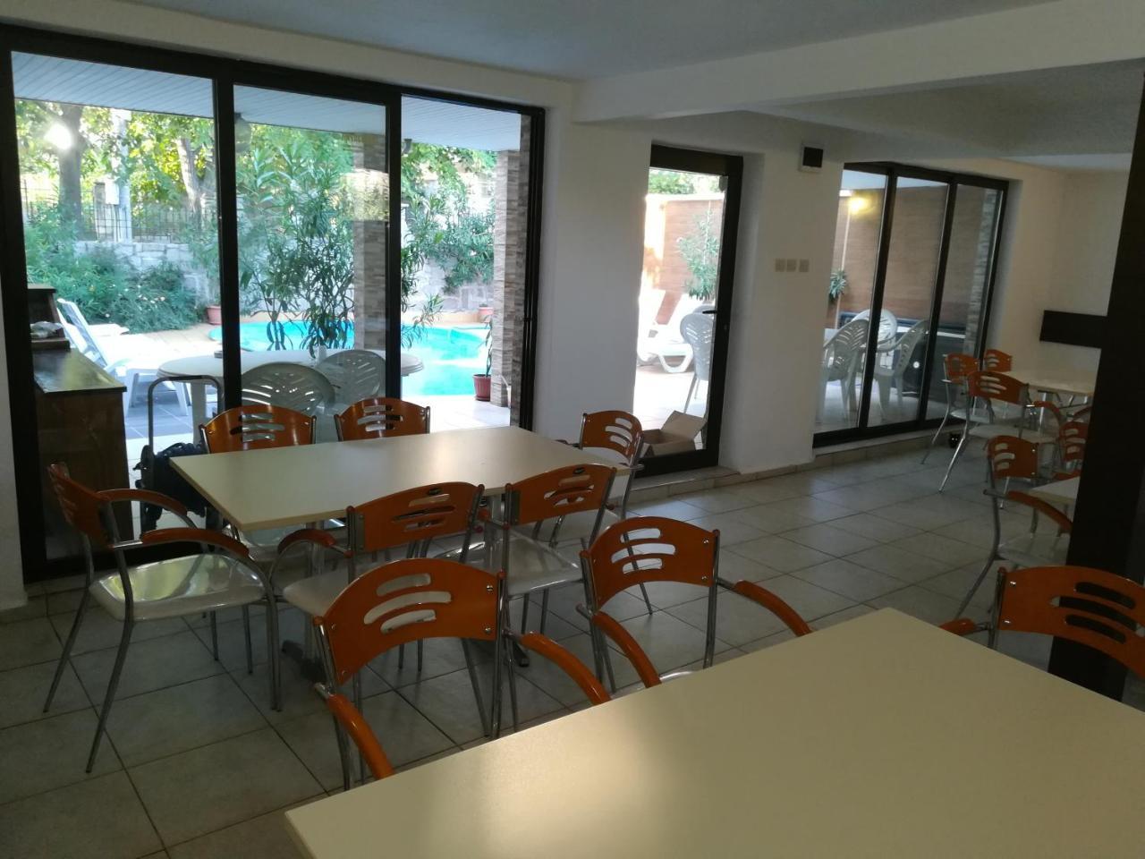 צ'רנומורץ Family Hotel Kosko מראה חיצוני תמונה